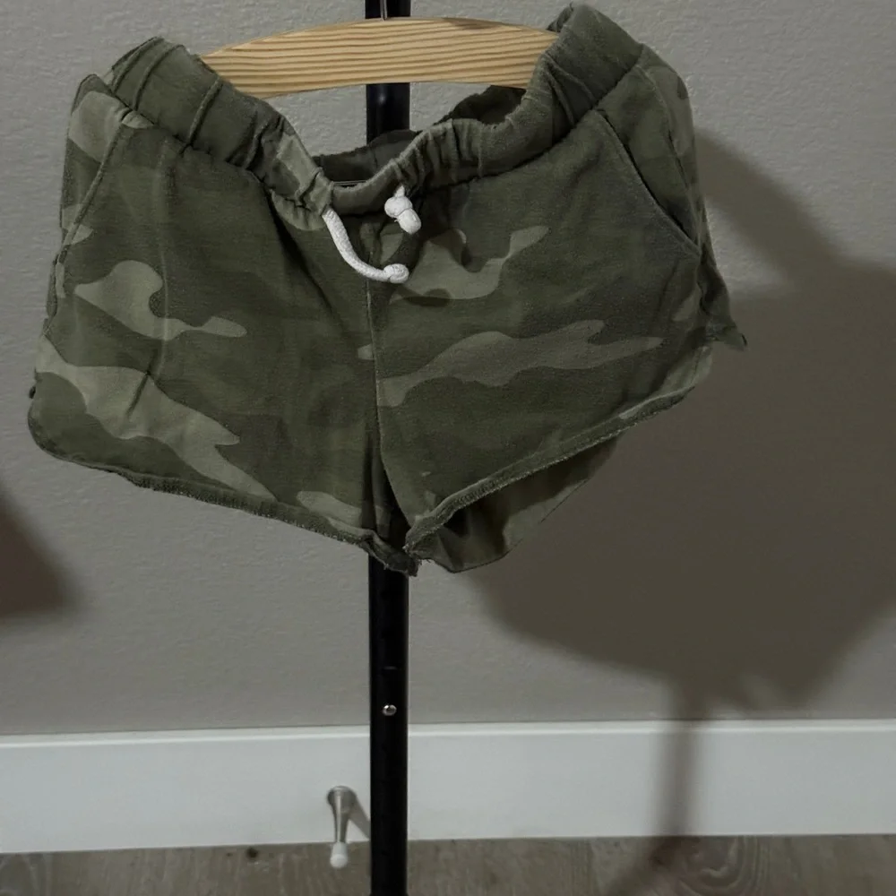 Old Navy Olive Camo Shorts